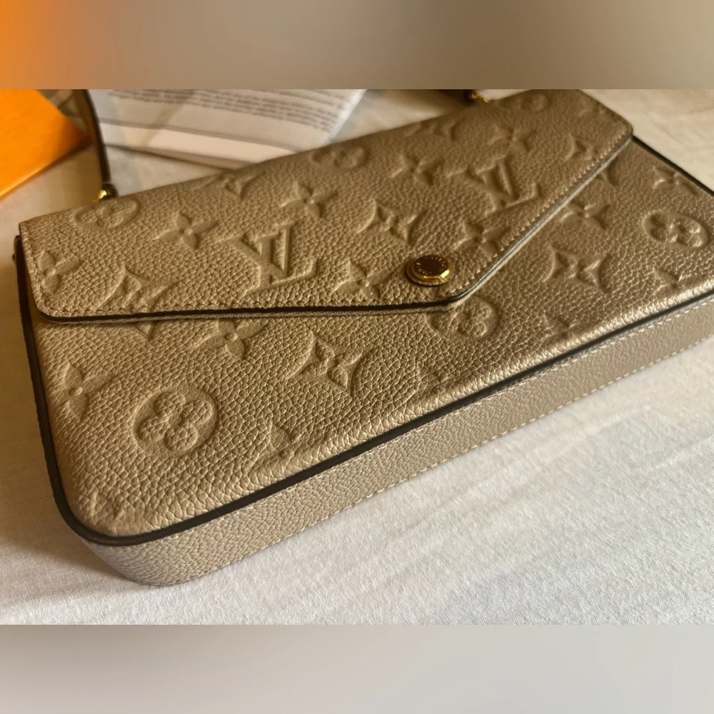 Louis Vuitton Pochette Félicie Turtledove - Picture 6 of 14